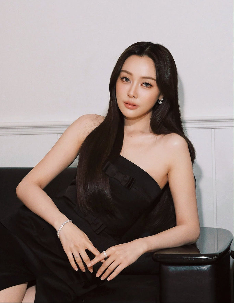 Ms. Oomeisaya